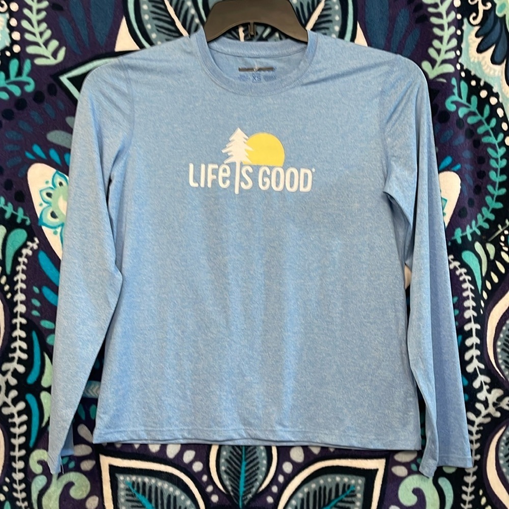 NWOT Life Is Good long sleeve shirt XS